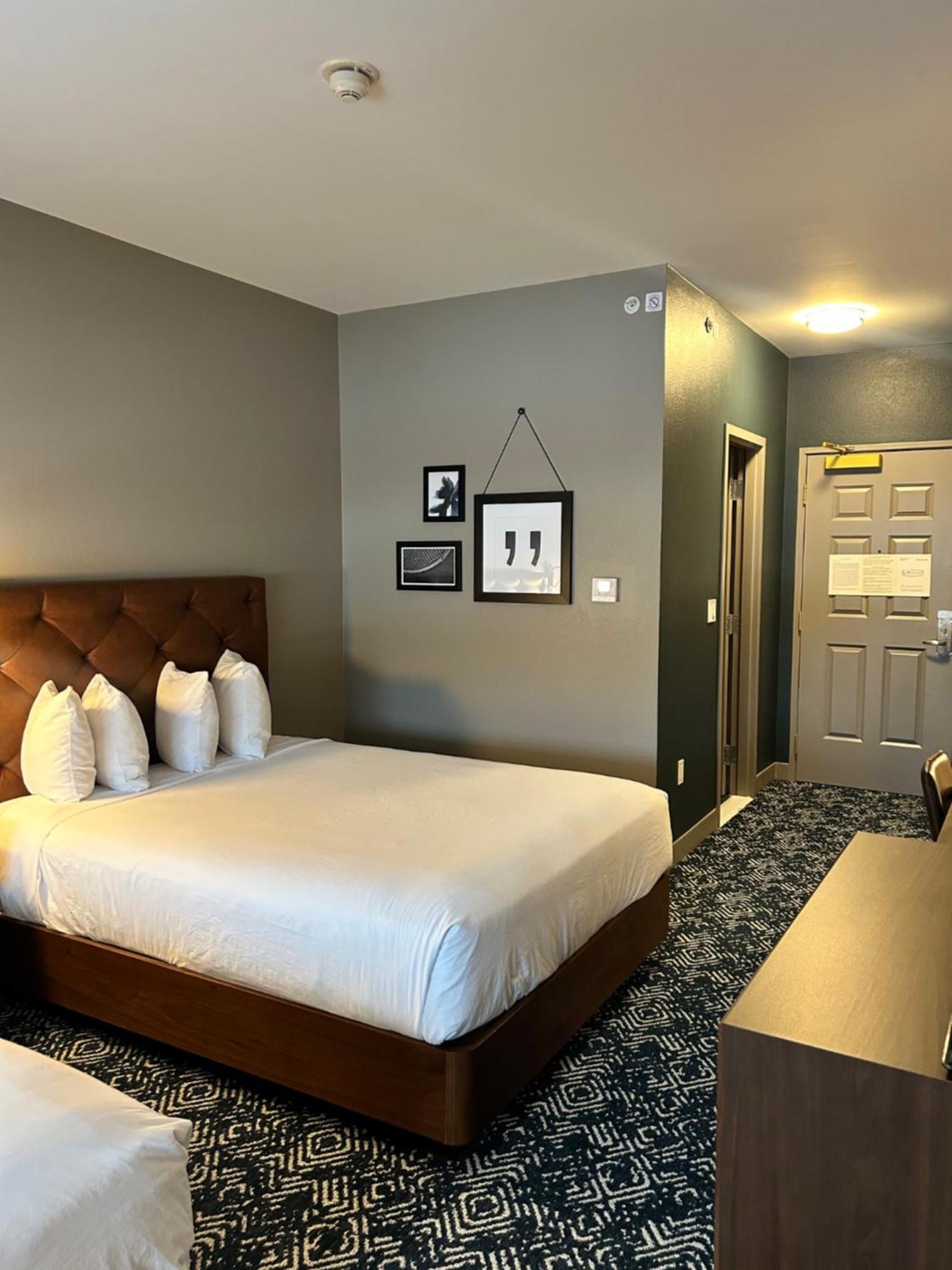 Four Points By Sheraton Bedford Manchester Airport Extérieur photo